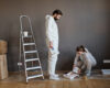 Cómo Pintar una Pared de Color Fuerte a Blanco: Guía Completa para un Acabado Perfecto